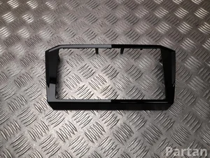 Volkswagen 3G8 858 069 / 3G8858069 PASSAT Variant (3G5) 2018 Trim multimedia