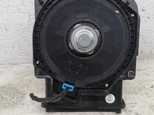 BMW 9275995 2 Gran Tourer (F46) 2018 Caisson de basse