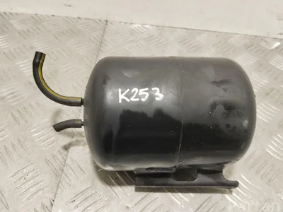 Maserati GRAN TURISMO 2012 Capacité de vacuum - Image 1