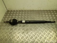 Toyota C-HR II (AX20) 2024 Pusašis dešinė priekis