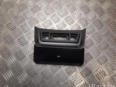 Ssangyong 76565-35200 / 7656535200 Tivoli Grand 2022 Cadre Tableau de bord - Image 1