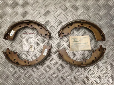 Toyota 03013703072, 0449530080 PREVIA I (_R1_, _R2_) 2000 Brake Shoe - Image 1