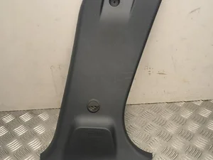 Dacia 769136681R Jogger 2022 Poszycie słupka B na dole prawa strona