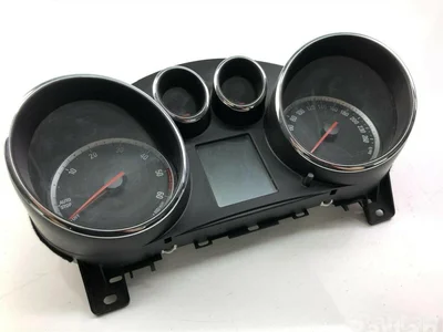 Opel 13374948 ASTRA J 2013 Tableau de bord - Image 1