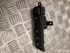 Gebrauchtes Original Nissan 681RU 5MR0A / 681RU5MR0A Ariya 2025 Mehrfachschalter