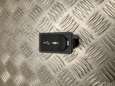 Lexus 86190-76040 / 8619076040 CT (ZWA10_) 2018 Périphérique d'entrée - Image 1