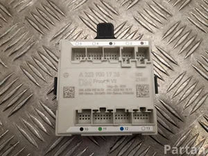 Mercedes-Benz A 223 900 17 26 / A2239001726 C-Class estate (S206) 2022 Valdymo blokas durų kairė priekis