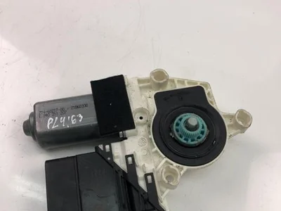 Seat 1K0959704AE ALTEA XL (5P5, 5P8) 2010 Moteur de lève-vitre - Image 1