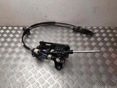 Mercedes-Benz A 910 260 08 00 / A9102600800 Sprinter (907/910) 2019 Levier de vitesse - Image 1