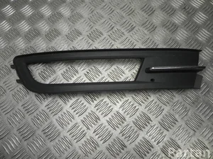 Volkswagen 3G0 854 661 / 3G0854661 PASSAT Variant (3G5) 2015 Rejillas