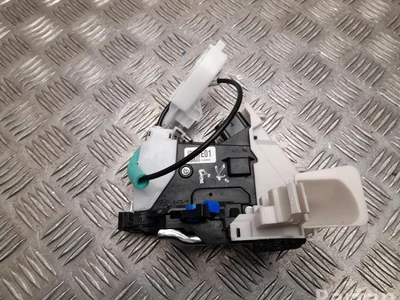 Hyundai 813C0BE000 Kona II 2024 Serrure de porte Left Front - Image 1