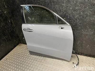 Lexus LBX 2025 Door Right Front - Image 1
