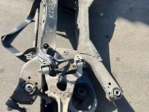 Gebrauchtes Original Nissan 554005MP2A Ariya 2025 Hinterachskörper