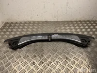 Tesla 1006330-00-E / 100633000E MODEL S 2014 Накладка для кронштейна замка