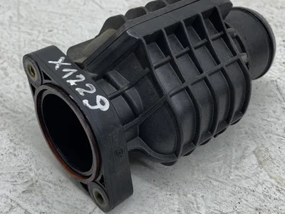 Peugeot 9826365880 208 2013 Tuyau de raccordement - Image 1