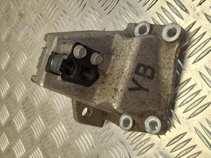 Kia 02640 RIO IV (YB) 2021 Kronšteinas