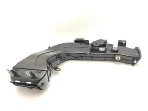 Porsche 9J1819702A Taycan 2023 Évent