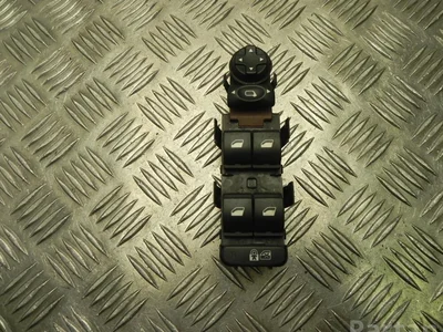 Peugeot 96650620ZD 5008 2011 Bouton de lève-vitre - Image 1