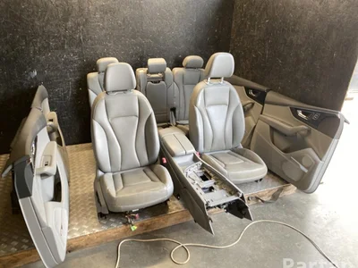 Audi Q7 (4M) 2017 Set siège Panneau de porte Accoudoir Troisième rang - Image 1