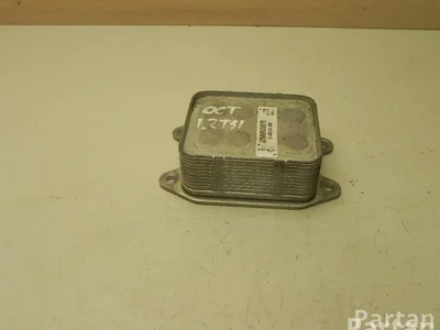 Škoda 04E 117 021 C / 04E117021C OCTAVIA III (5E3) 2015 Radiador de aceite - Imagen 1