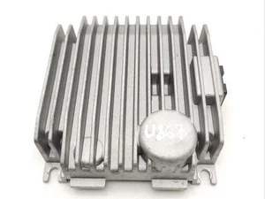 Porsche 9J1.035.446.E / 9J1035446E Taycan 2021 Amplificateur audio