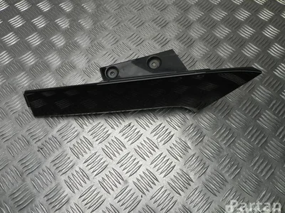 Nissan 960 33 4CE0A / 960334CE0A X-TRAIL (T32_) 2016 Garniture /moulage - Image 1