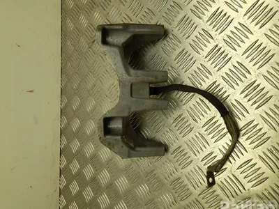 BMW 23191310 5 (F10) 2014 Support - Image 1