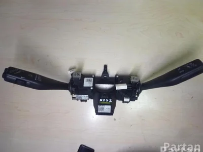 Škoda 5K0 953 521 BJ, 5K0 953 502 L / 5K0953521BJ, 5K0953502L YETI (5L) 2010 Multi-switch colonne de direction - Image 1