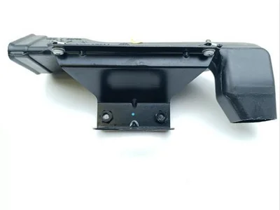 Maserati 068487500 GRAN TURISMO 2011 Oro paėmimas/ įsiurbimo ortakis - Nuotrauka 1