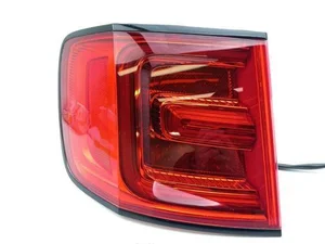 Bentley 36A945095J BENTAYGA 2017 Taillight Left USA