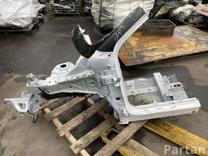 Toyota Yaris Cross XP210 2025 Quart de corps Left Front