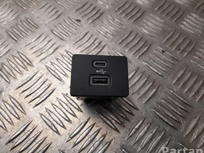 Ford USA ML3T-14F014-AC / ML3T14F014AC Mustang Mach-E 2022 Įvesties įrenginys USB - Paveiksliukas 1