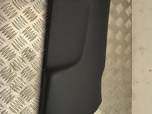 Tesla 173377310F MODEL 3 2025 Apdaila, B-atrama (vidurinė) dešinė pusė