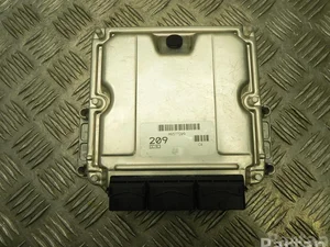 Mitsubishi 8200243806 SPACE STAR MPV (DG_A) 2003 Unité de contrôle moteur