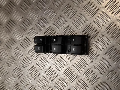 Hyundai 93570-J9750 / 93570J9750 KONA 2020 Commutateur multiple - Image 1