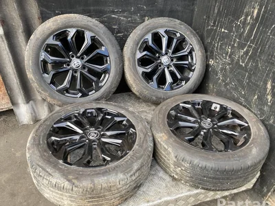 Toyota Yaris Cross XP210 2025 Jantes en alliage complect 5x114  R17 EJ 7.0 ET50 - Image 1