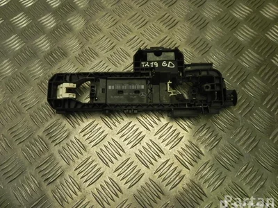 Mercedes-Benz A 204 760 16 34 / A2047601634 C-CLASS (W204) 2011 Poignée de porte - Image 1