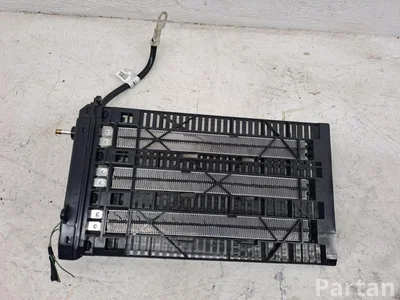 Mercedes-Benz A2058308600 C-CLASS (W205) 2015 Wärmetauscher, Innenraumheizung - Bild 1