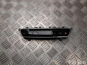 Mercedes-Benz A 447 905 37 00 / A4479053700 V-CLASS, Metris,  (W447) 2018 Radio CD