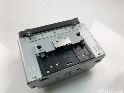 Volvo 31210428-1 / 312104281 V70 III (BW) 2011 Audio/ Video/ Navigation System - Image 1