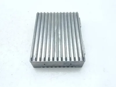 Aston Martin 31210040 VIRAGE Volante 2012 Audio Amplifier - Image 1