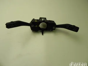 Škoda 6RA 953 501 K / 6RA953501K RAPID (NH3) 2014 Multi-switch colonne de direction