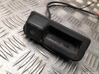 Volkswagen 760 827 566 A / 760827566A Touareg III CR 2019 Rankenėlė bagažinės dangčio galinis - Nuotrauka 1