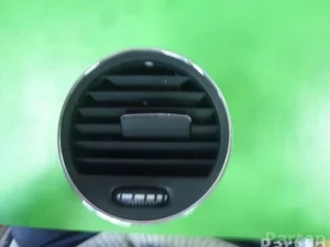 Mercedes-Benz A 219 830 01 54 / A2198300154 CLS (C219) 2005 Respiradero