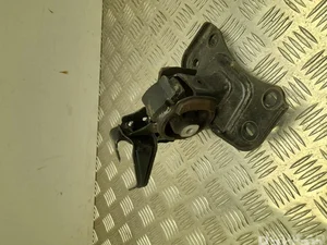 Toyota 68 AURIS (_E18_) 2016 Support moteur