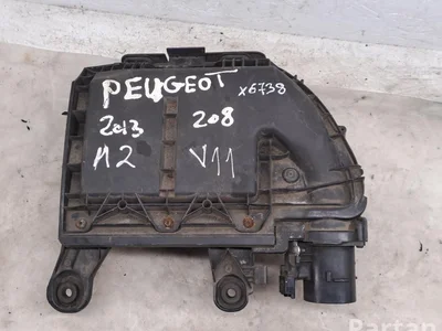 Peugeot 9673061080 208 2013 Boîtier de filtre à air - Image 1