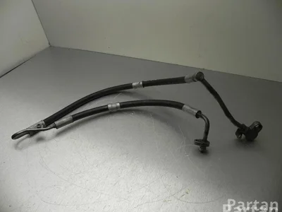 BMW 6776430 7 (F01, F02, F03, F04) 2011 Tuyaux / Tubes - Image 1