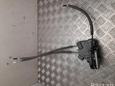 Ssangyong 71310-35001 / 7131035001 Tivoli Grand 2022 Serrure de porte Left Rear - Image 1