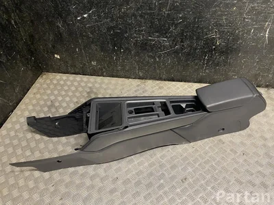 Seat LEON Sportstourer (KL8, KLD) 2025 Center console - Image 1