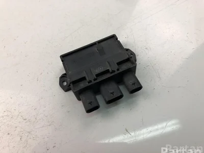 Volvo 31652261 XC90 II 2017 Control unit for tailgate - Image 1